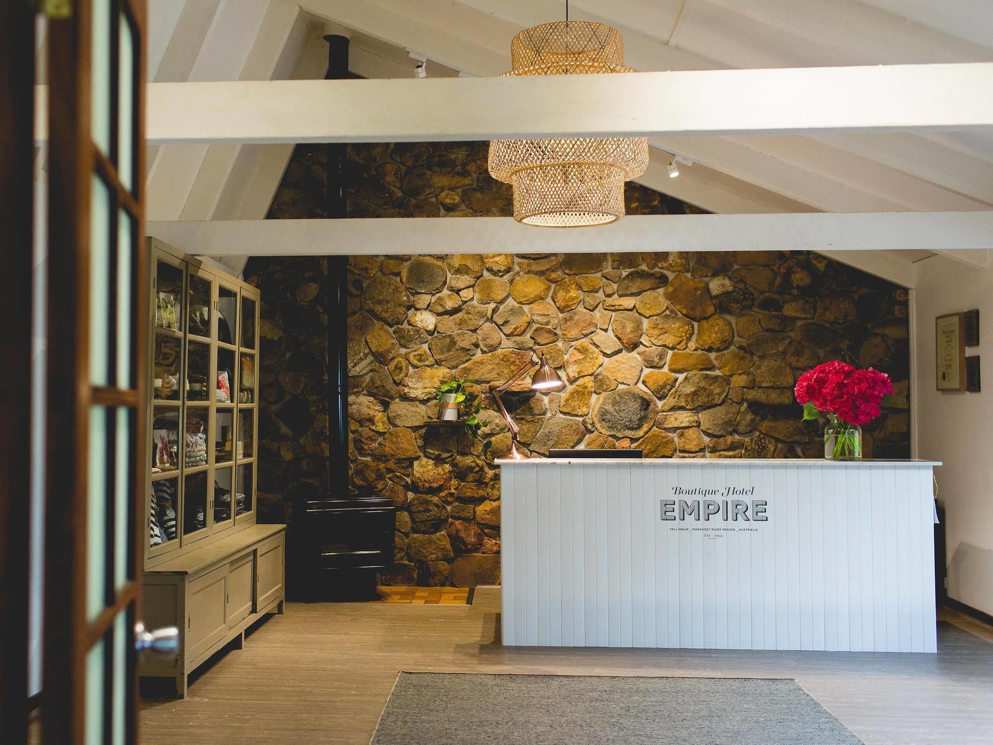 Empire Spa Retreat Дансборо Экстерьер фото